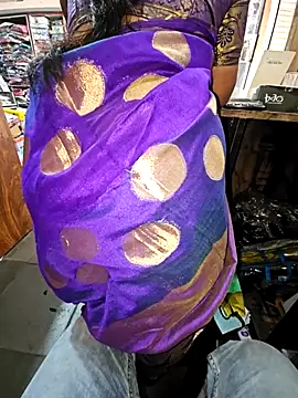 indianhotwife639 online show from November 28, 5:07 am