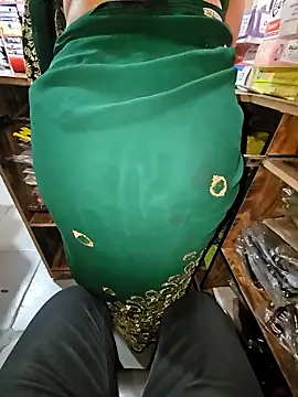 indianhotwife639 online show from January 11, 4:52 am