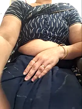 indianhotwife639 online show from February 14, 5:51 am