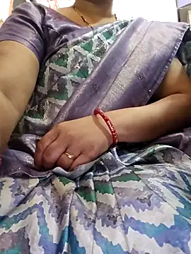 indianhotwife639 online show from April 1, 5:09 am