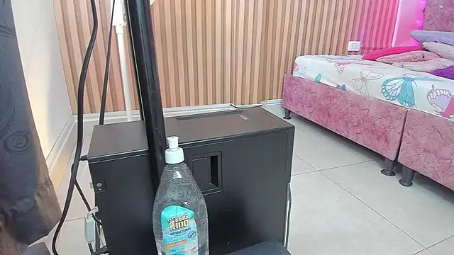 Mila grace  online show from November 17, 6:23 pm