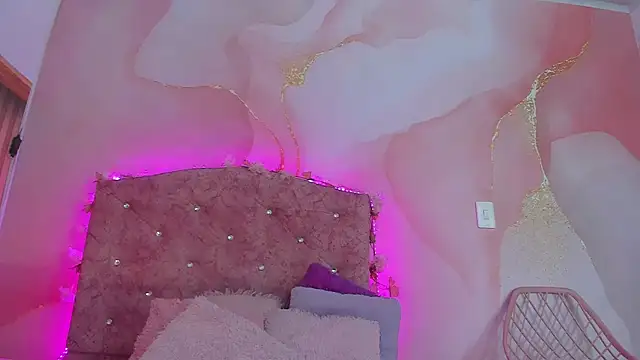 Mila grace  online show from October 31, 6:37 pm