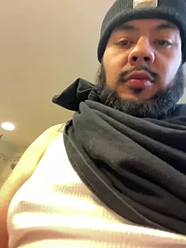 Snapshot of Bbrn69official chatting on February 23, 10:21 pm Bbrn69official online show from February 23, 10:21 pm