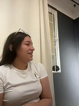 Snapshot of Alyha_Cortes chatting on October 30, 1:31 pm Alyha Cortes online show from October 30, 1:31 pm