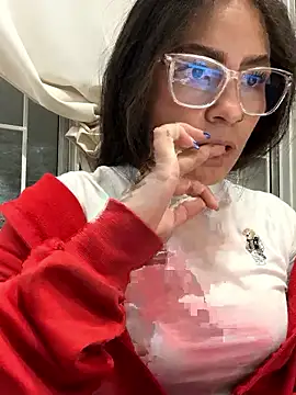 Snapshot of Alyha_Cortes chatting on November 15, 12:36 am Alyha Cortes online show from November 15, 12:36 am