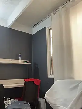 Snapshot of Alyha_Cortes chatting on December 5, 1:10 pm Alyha Cortes online show from December 5, 1:10 pm