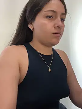 Snapshot of Alyha_Cortes chatting on November 10, 1:38 pm Alyha Cortes online show from November 10, 1:38 pm