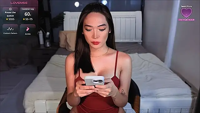 Madmoisellex online show from December 4, 6:51 pm