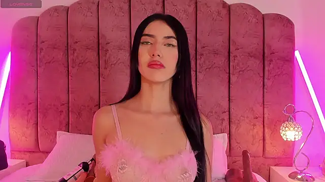 ValeskaZuev1 online show from October 12, 7:15 pm