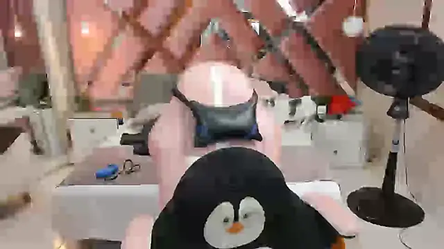 sara slut21 online show from February 25, 8:21 pm