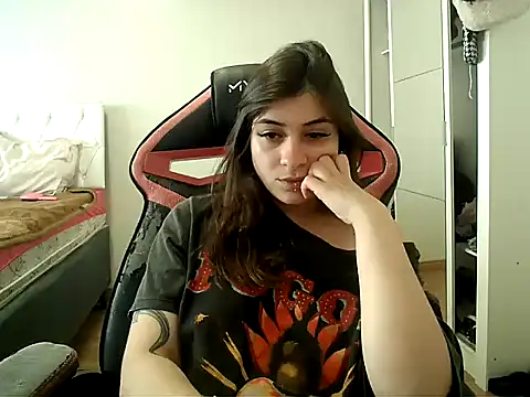 Snapshot of Becca_B chatting on October 7, 7:48 pm Becca B online show from October 7, 7:48 pm