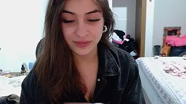 Snapshot of Becca_B chatting on October 12, 2:35 am Becca B online show from October 12, 2:35 am