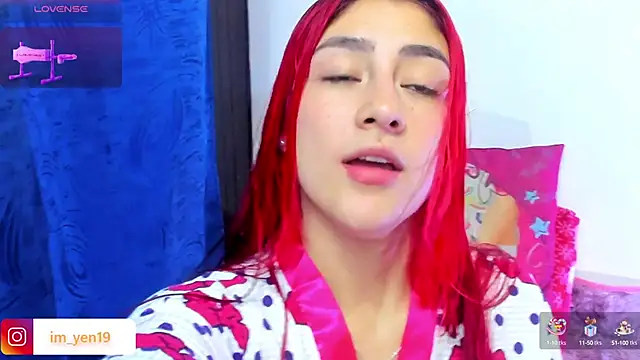 Snapshot of adahraa_younng chatting on September 26, 4:08 am adahraa younng online show from September 26, 4:08 am