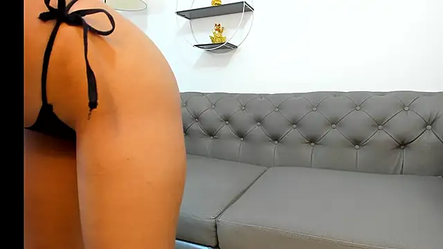 nefer ahsgarr online show from October 25, 9:59 pm