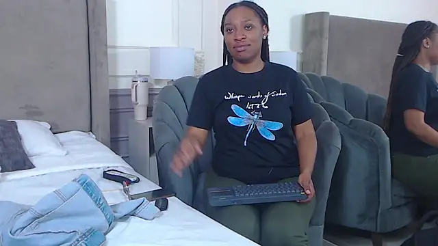 NatashaSilver online show from October 21, 1:21 pm