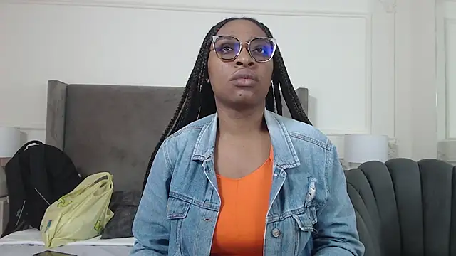 NatashaSilver online show from October 18, 1:02 pm