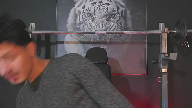 DimitriDeluxe online show from December 3, 7:46 pm