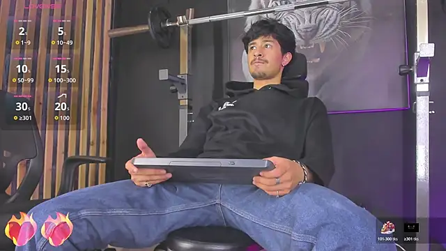 DimitriDeluxe online show from October 23, 8:07 pm