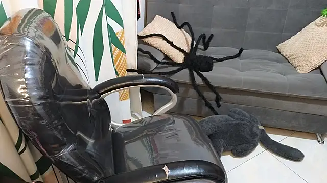 kathie lozada online show from October 28, 6:23 am