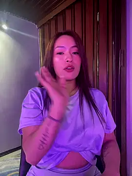 Adarha Ramirez online show from November 19, 7:08 am