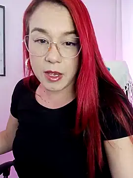 Snapshot of kim7_ chatting on February 27, 1:44 pm kim7 online show from February 27, 1:44 pm