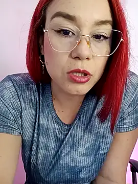 Snapshot of kim7_ chatting on March 13, 1:38 pm kim7 online show from March 13, 1:38 pm