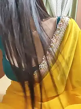 Snapshot of Shalu_G chatting on July 14, 10:27 pm Shalu G online show from July 14, 10:27 pm