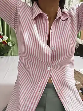 Snapshot of Shalu_G chatting on June 27, 12:55 pm Shalu G online show from June 27, 12:55 pm