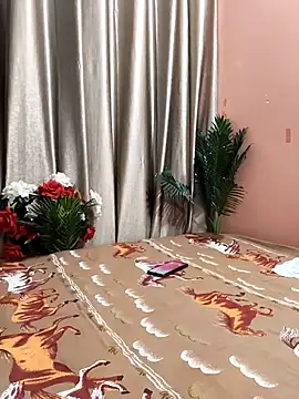 Snapshot of Shalu_G chatting on February 16, 2:32 am Shalu G online show from February 16, 2:32 am