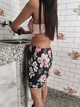 Snapshot of Shalu_G chatting on June 21, 4:51 am Shalu G online show from June 21, 4:51 am