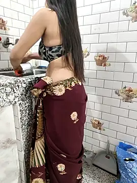 Shalu G online show from May 11, 4:04 pm