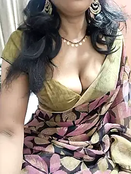 Snapshot of Shalu_G chatting on February 27, 2:28 pm Shalu G online show from February 27, 2:28 pm