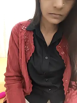 Snapshot of Shalu_G chatting on November 11, 7:58 am Shalu G online show from November 11, 7:58 am