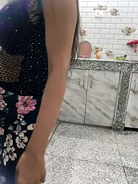Shalu G online show from May 17, 1:44 pm