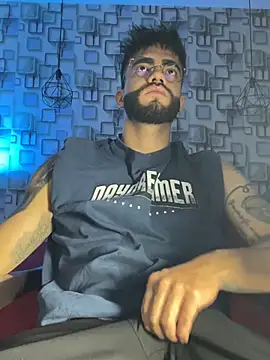 Snapshot of King_Draven3 chatting on March 18, 7:26 pm King Draven3 online show from March 18, 7:26 pm