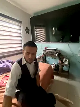 Alexitho25 online show from October 8, 10:32 pm