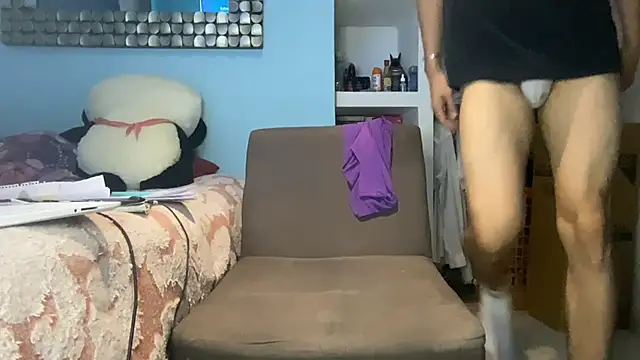 Alexitho25 online show from April 12, 9:23 am