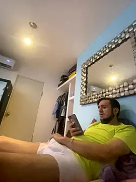 Alexitho25 online show from October 18, 11:01 am