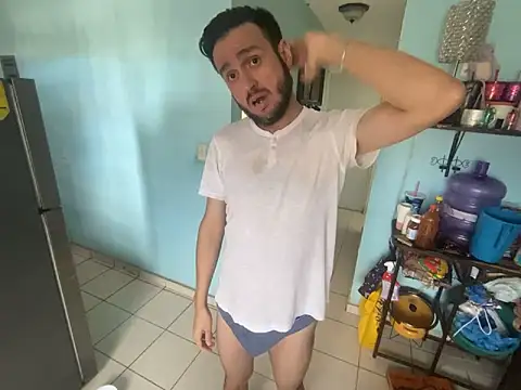 Alexitho25 online show from September 28, 9:55 pm