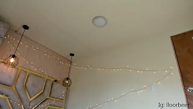 Lorber  online show from April 18, 12:40 pm