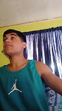 juanfritaa21 online show from February 20, 9:50 pm