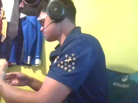 juanfritaa21 online show from September 28, 9:44 pm