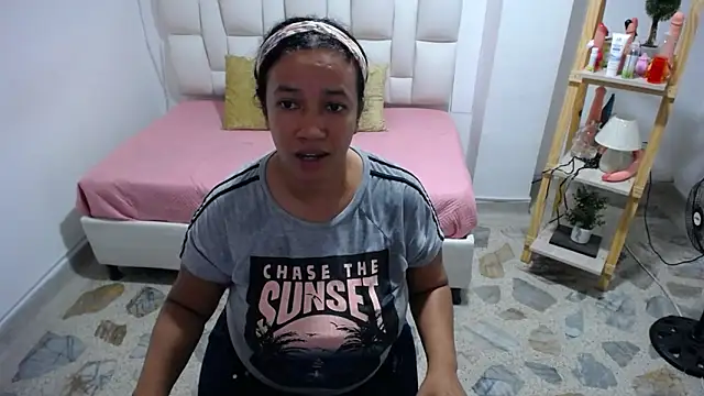Snapshot of michel_rous_ chatting on May 28, 7:20 pm michel rous online show from May 28, 7:20 pm