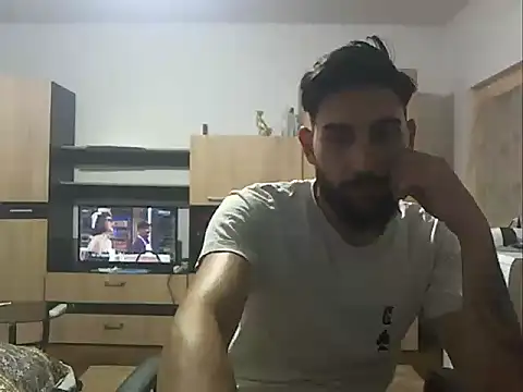 Snapshot of Alexgrc13 chatting on September 29, 5:29 pm Alexgrc13 online show from September 29, 5:29 pm
