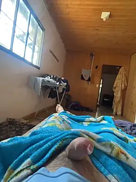 andre1z1nh0 online show from March 1, 11:43 am