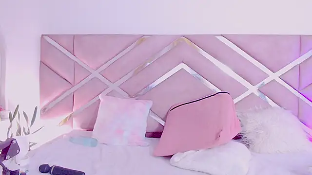 sofia 07 online show from February 11, 7:25 pm