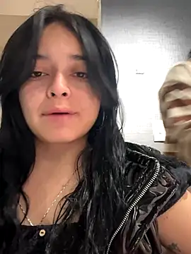 Emily Rivers  online show from October 3, 1:23 pm