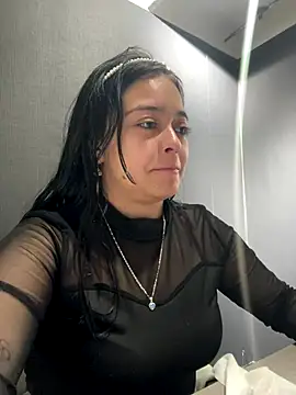 Emily Rivers  online show from November 24, 1:11 pm