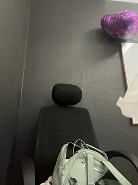 Emily Rivers  online show from January 9, 1:51 pm