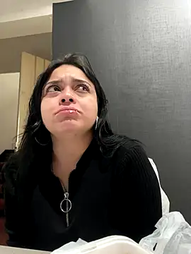 Emily Rivers  online show from November 28, 1:00 pm